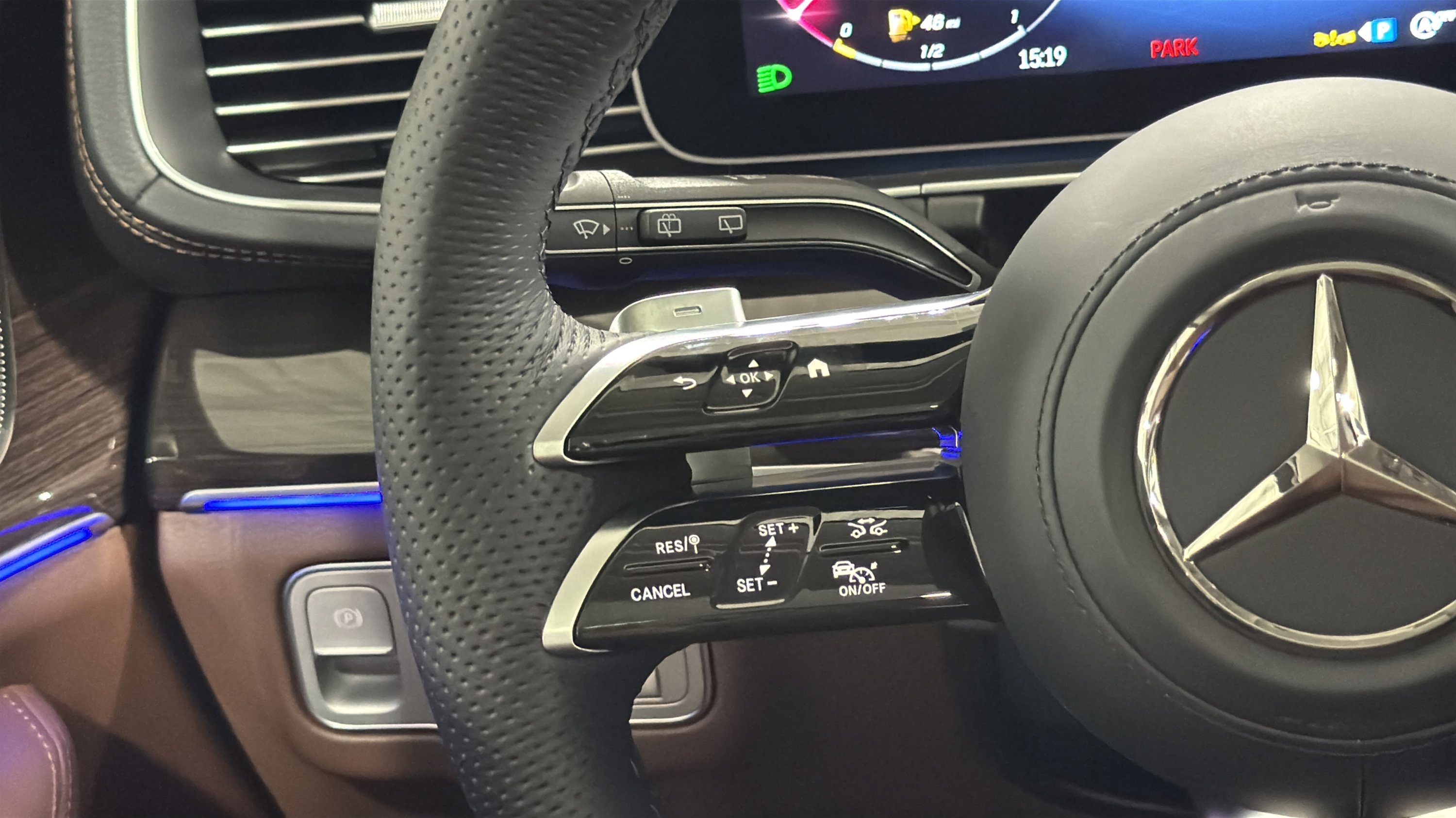 New 2026 Selenite Grey Metallic Mercedes-Benz GLS 450 image 31