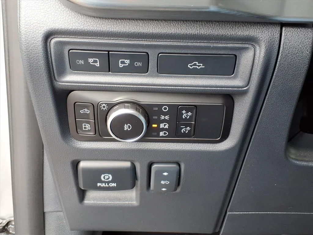 Certified Used 2023 Silver Ford Lariat image 17