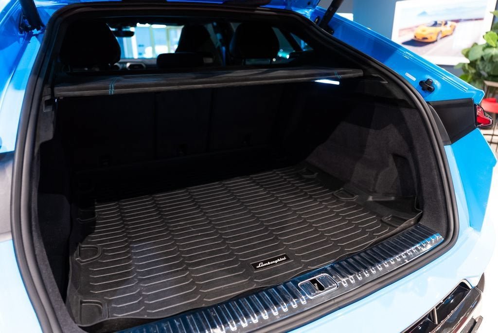 Used 2024 Blu Cepheus Metallic Lamborghini Performante image 55