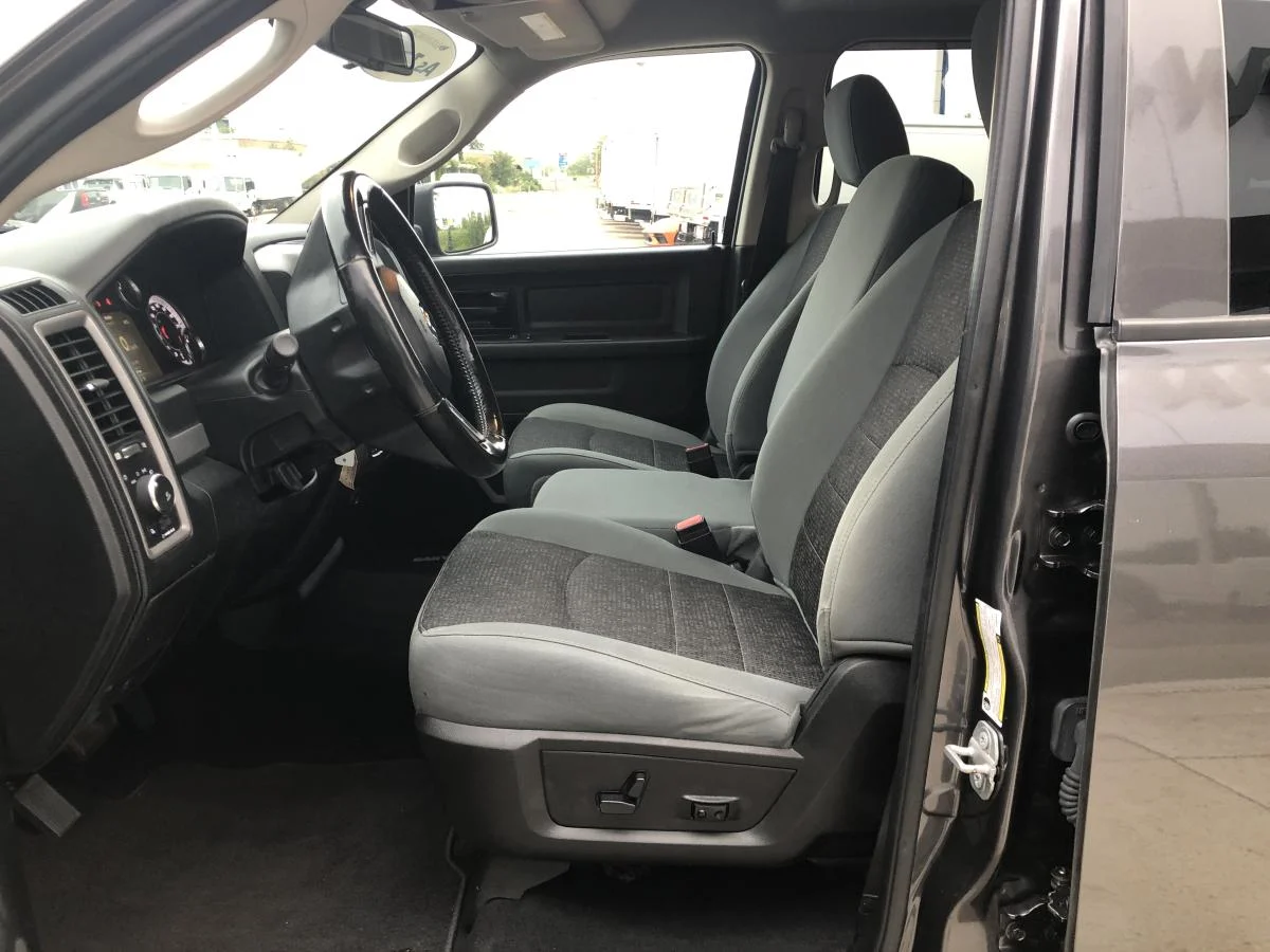 Used 2020 Grey RAM Express 4x4 Crew Cab image 11