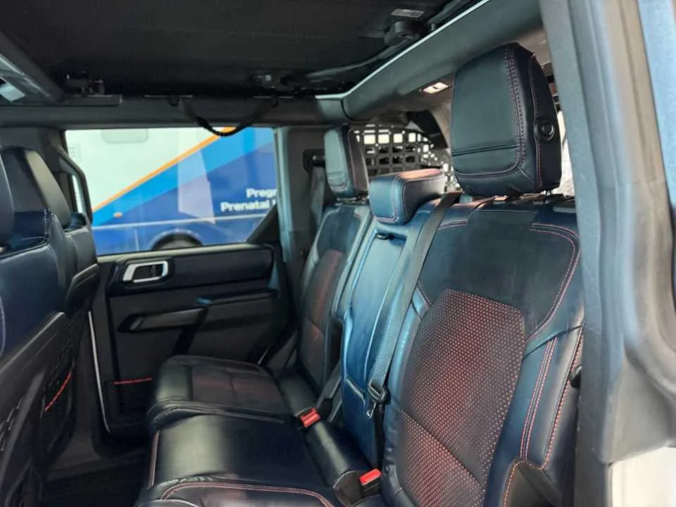 Used 2024  FORD  image 49