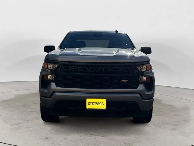 2025 Chevrolet Silverado 1500 Custom - Photo 8