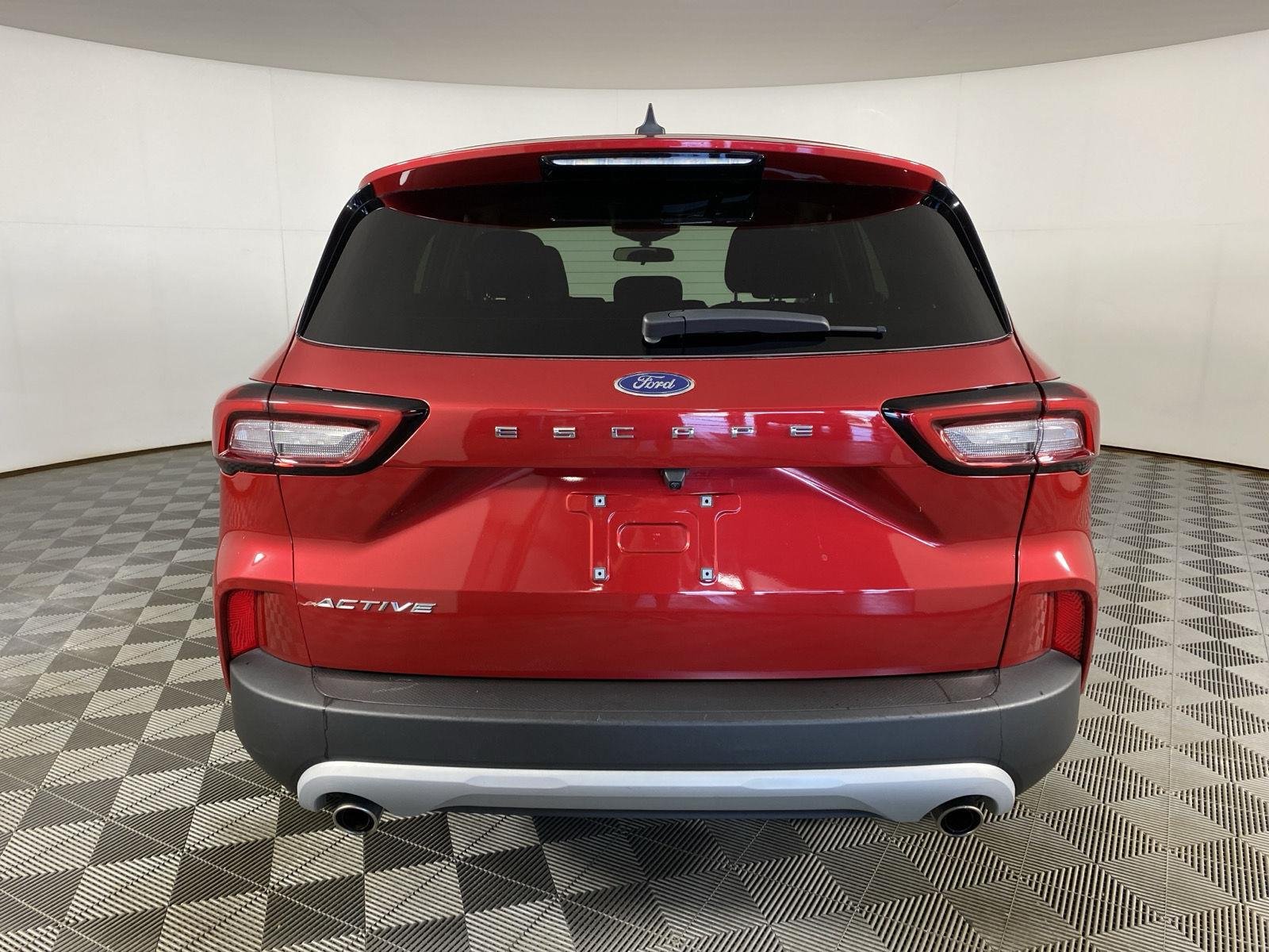 Used 2023 Rapid Red Metallic Tinted Clearcoat Ford Active image 6