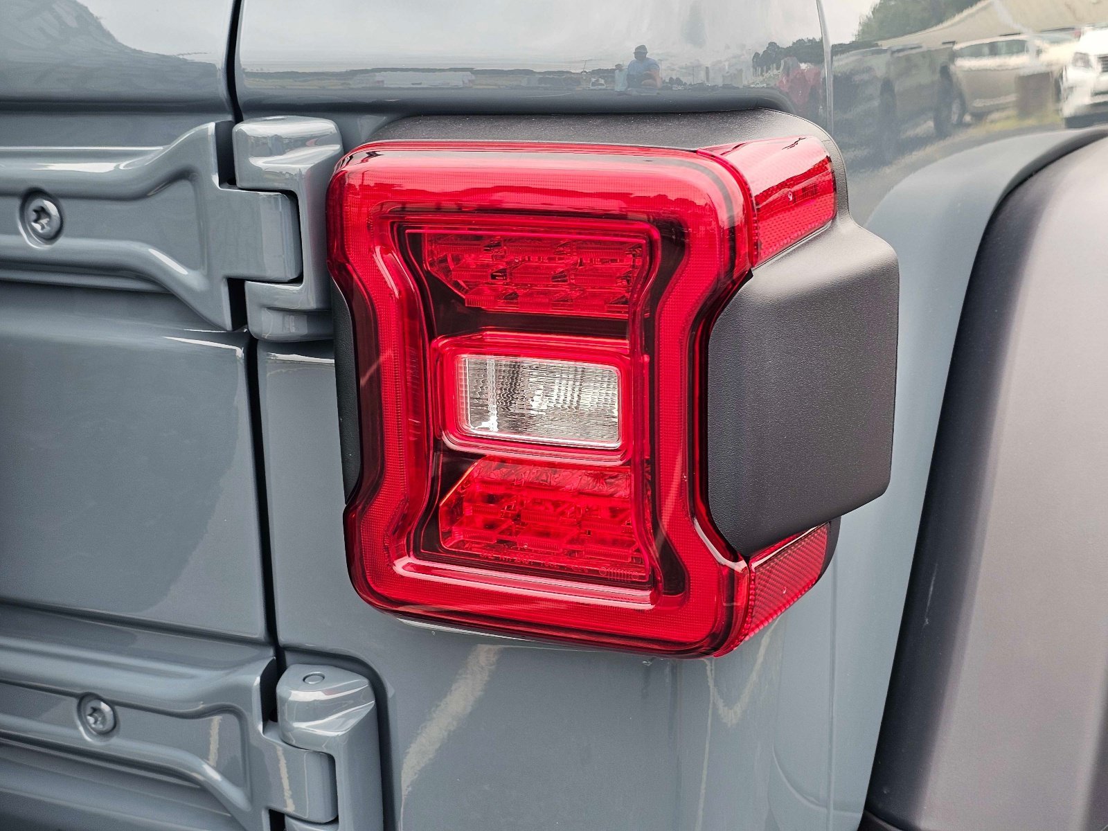 Used 2024 Anvil Clear Coat Jeep Rubicon image 11