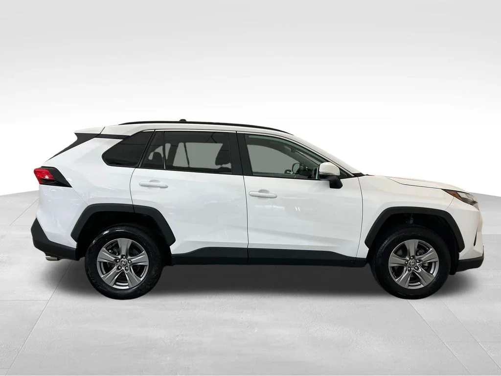 Used 2024 White Toyota XLE image 7