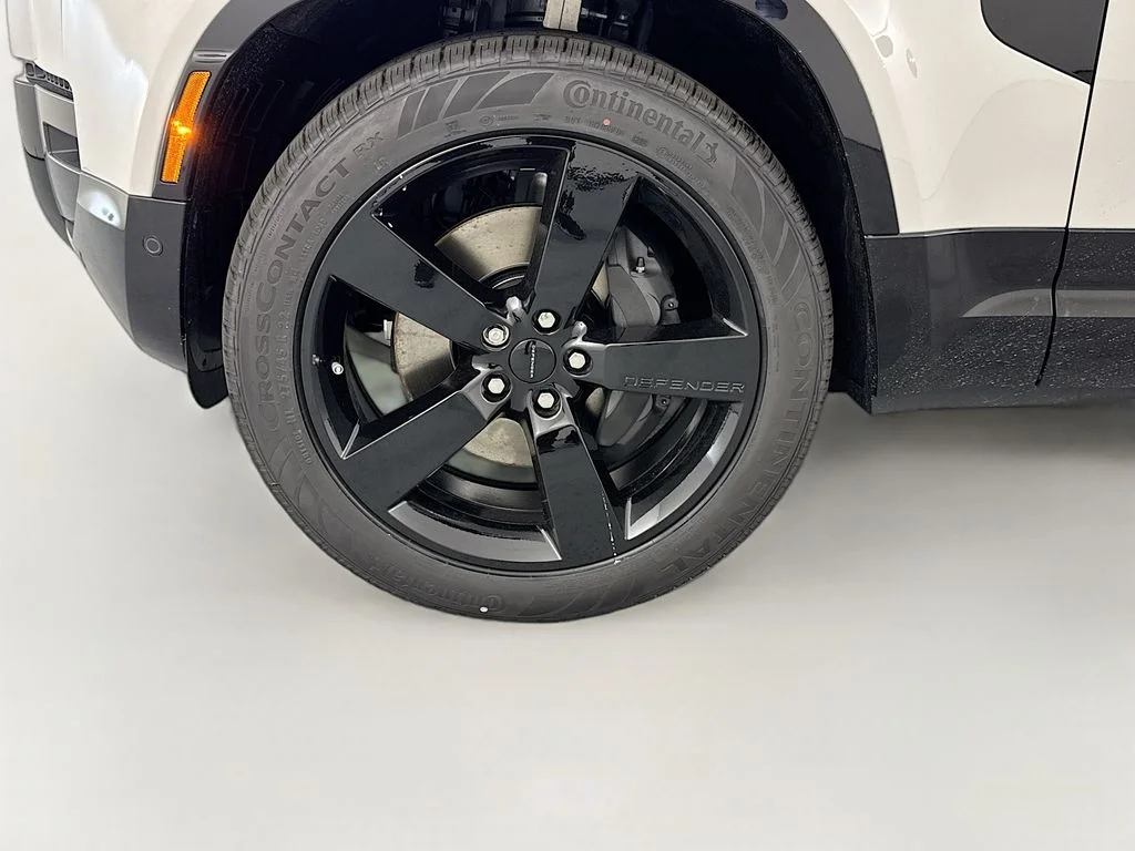 New 2026 Borasco Grey Land Rover X-Dynamic SE image 32