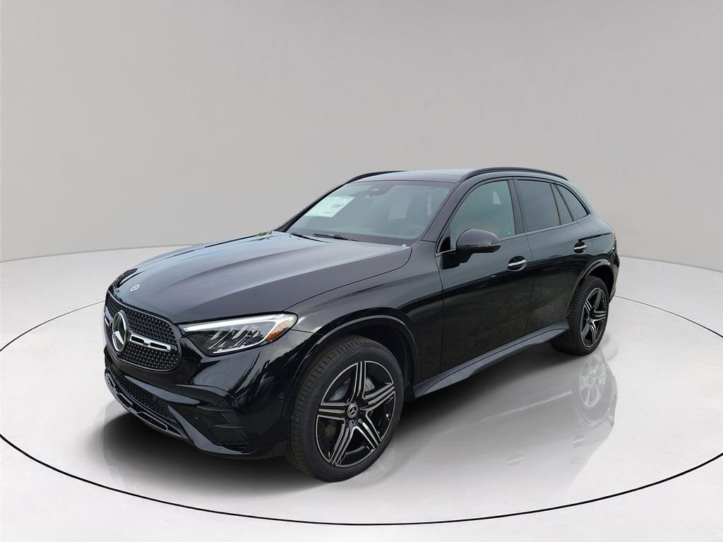 New 2027 Black Mercedes-Benz GLC 300 image 3