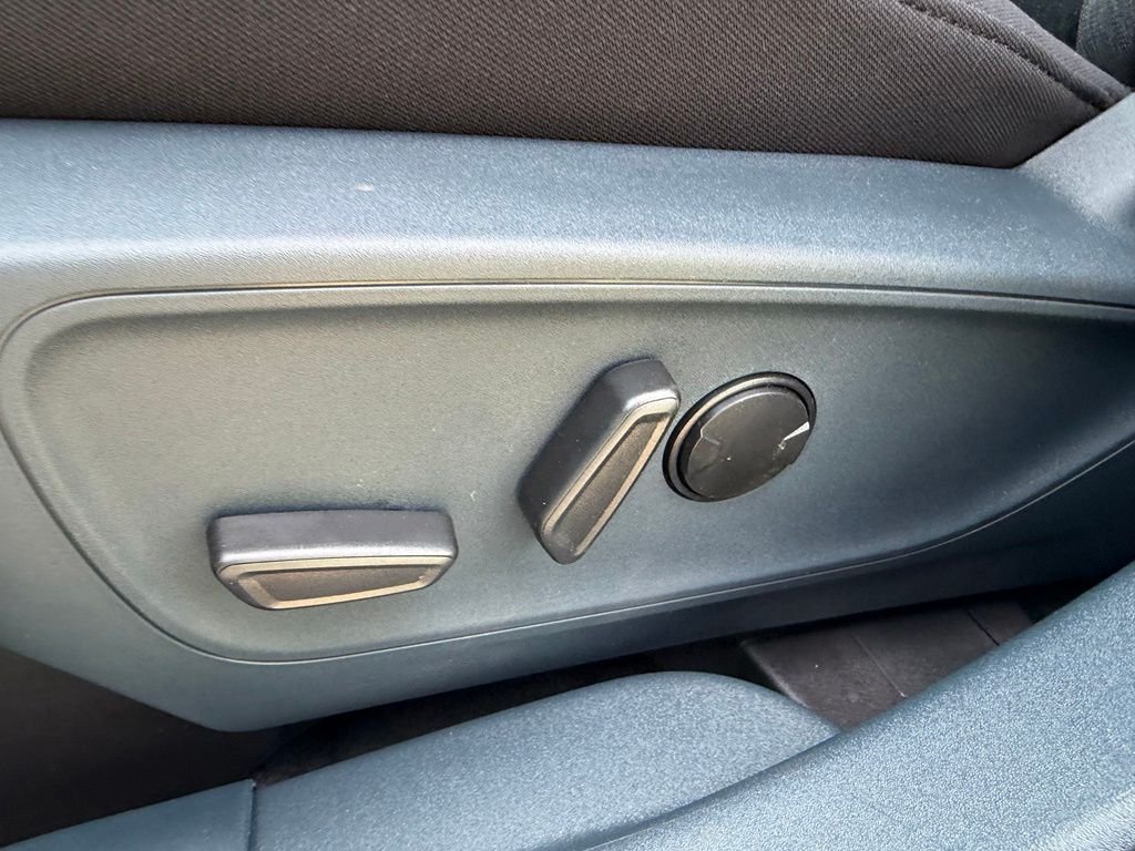 New 2026 Light Blue Ford XLT image 17