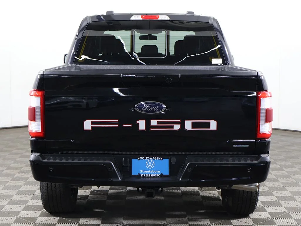 Used 2023 Agate Black Metallic Ford Lariat image 16
