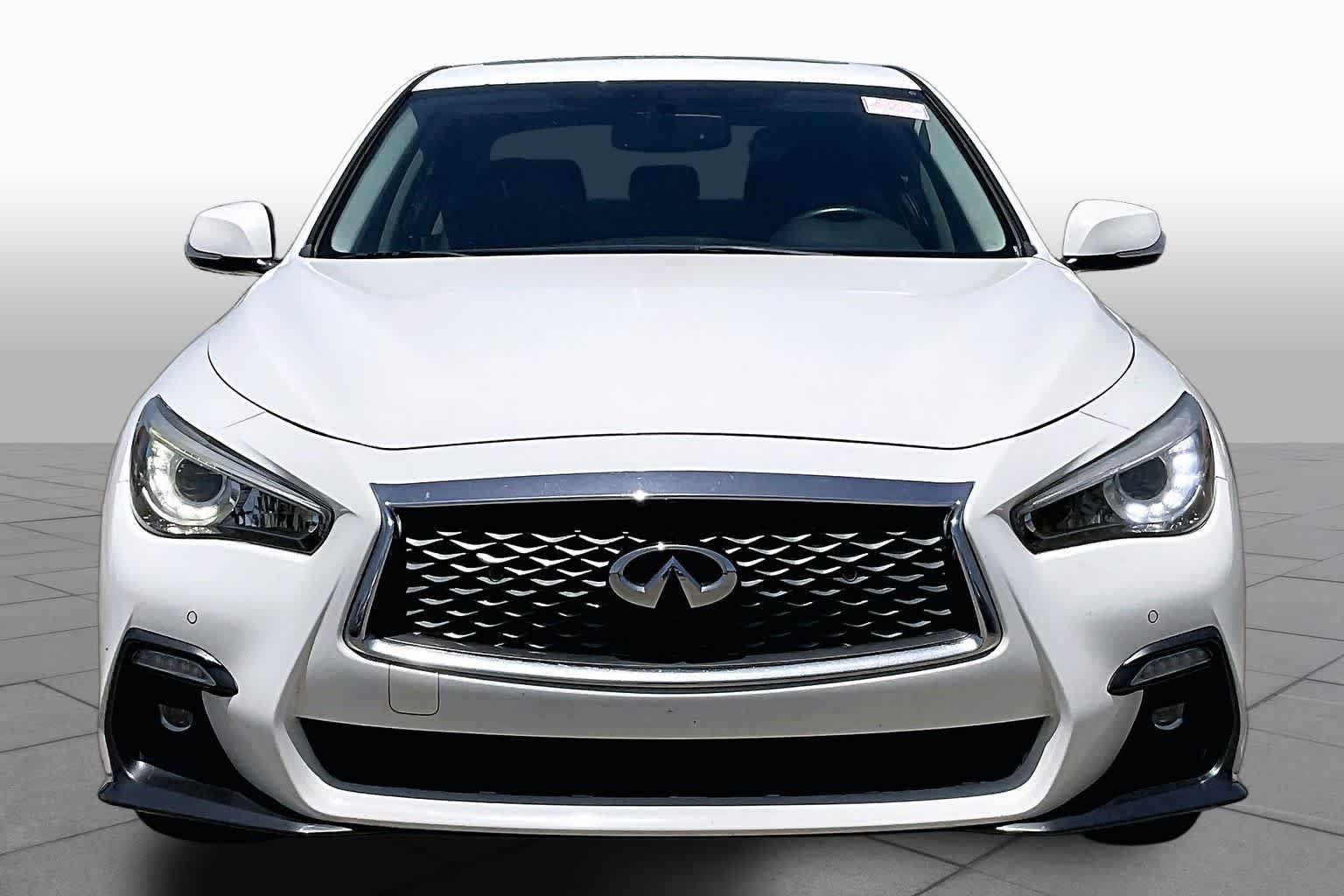 Used 2019 Pure White INFINITI 3.0t Signature Edition image 4