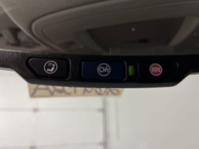 Used 2019 Onyx Black GMC SLE image 24