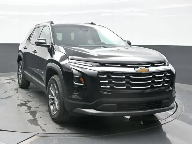 2027 Chevrolet Equinox LT - Photo 6