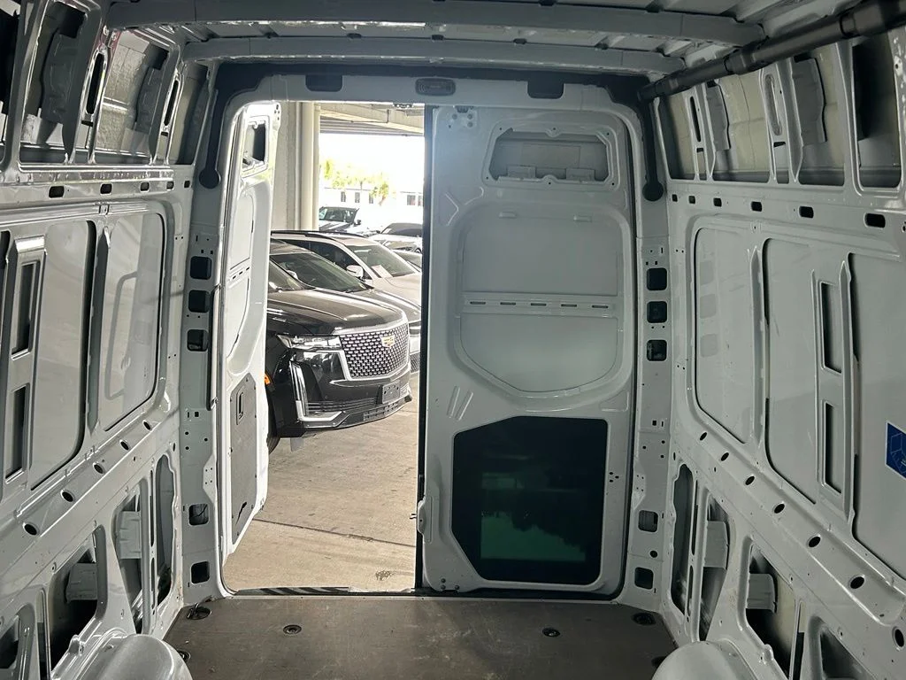 Used 2025 White Mercedes-Benz Cargo 144 WB image 12