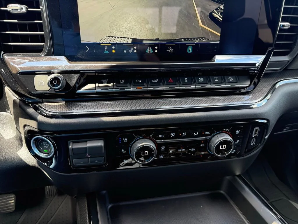 2026 Chevrolet Silverado 2500 HD ZR2 - Photo 23
