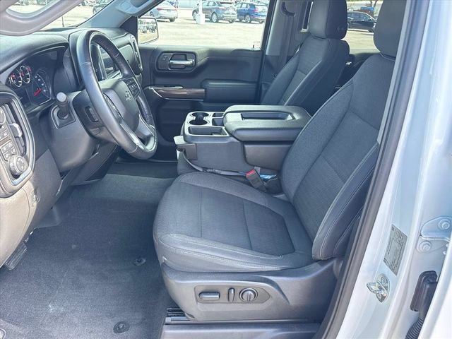 Used 2019 SUMMIT WHITE Chevrolet RST image 9