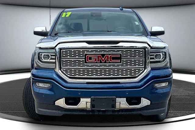 Used 2017 GMC Sierra 1500 Denali Denali with VIN 3GTU2PEJ6HG209501 for sale in Kansas City