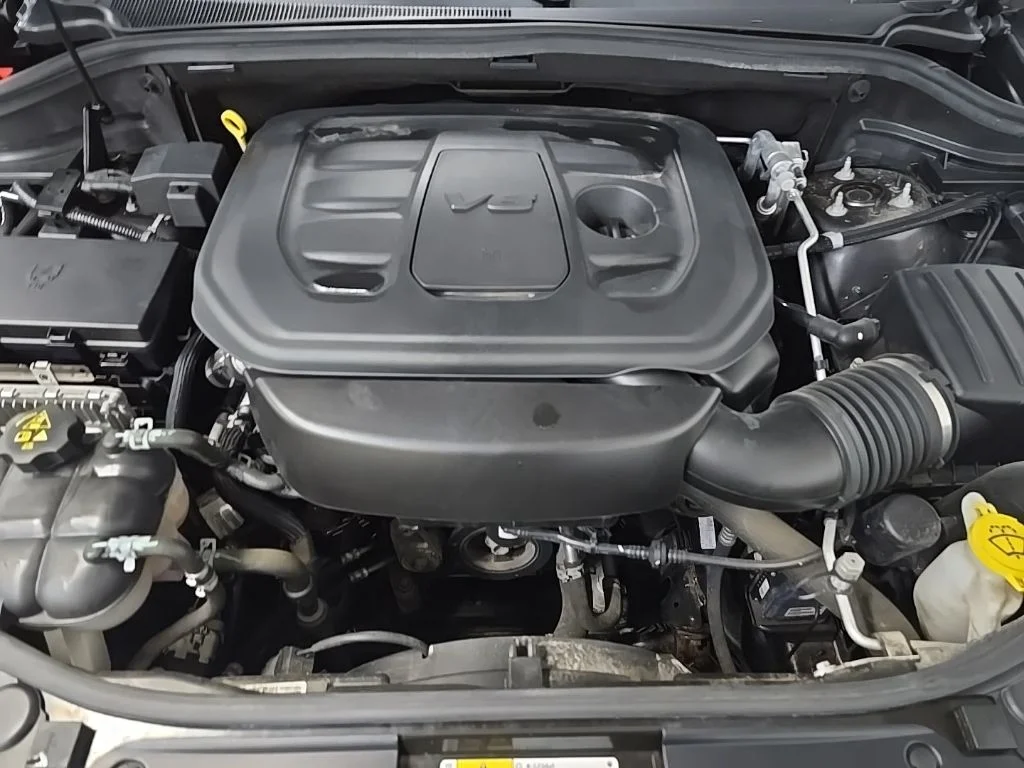 Used 2020 Gray Jeep Limited image 13