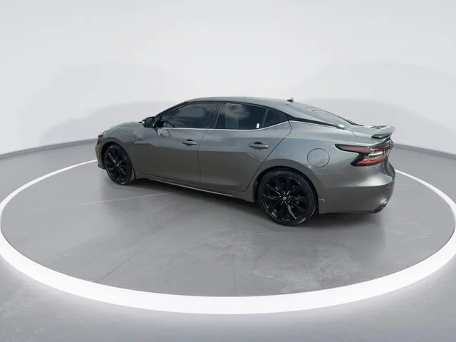 Used 2023 Gray Nissan SR image 6