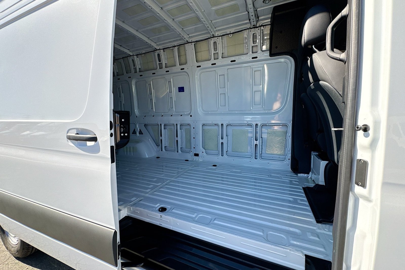 2026 Mercedes-Benz Sprinter Cargo Van Base - Photo 22