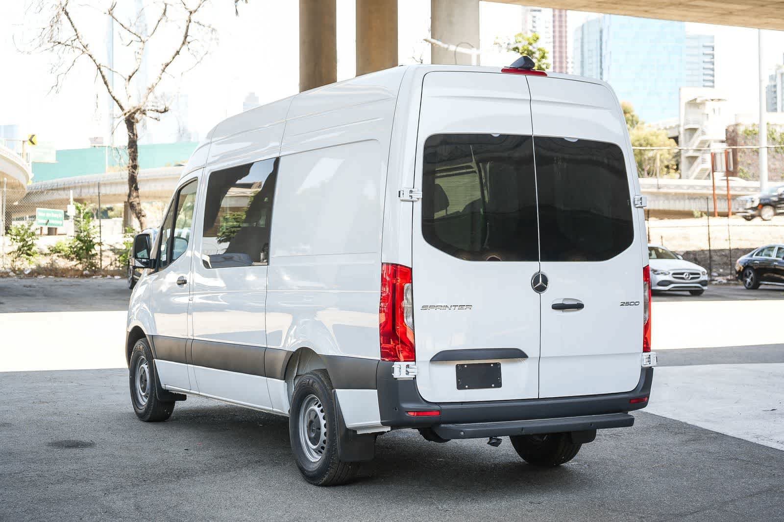 New 2026 Arctic+White Mercedes-Benz Crew 144 WB  RWD 2.0L 4-Cylinder image 42