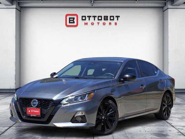Pre-Owned 2022 Nissan Altima 2.5 SR FWD 4D Sedan