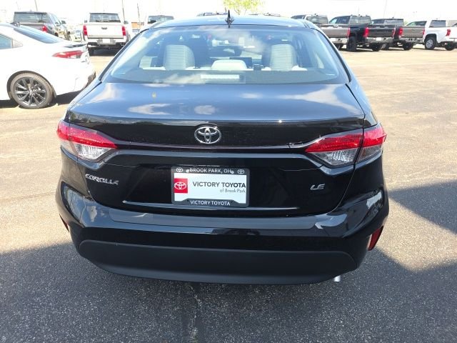 New 2026 Ruby Flare Pearl <sup>1</sup> Toyota  LE image 6