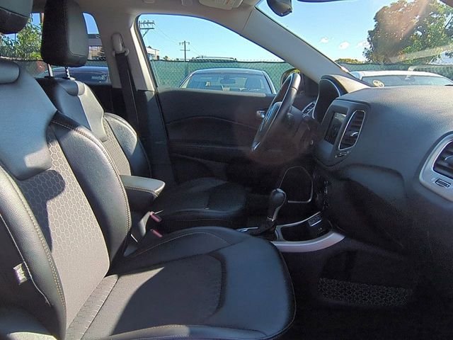 Used 2019 White Clearcoat Jeep Latitude image 26
