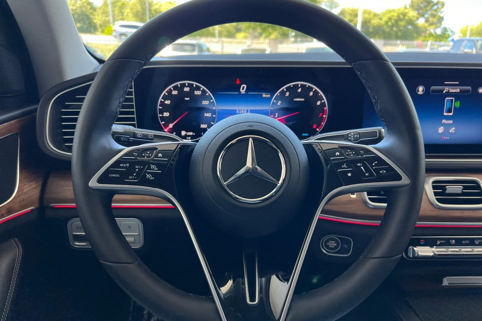 Used 2025 Gray Mercedes-Benz GLE 350 image 28