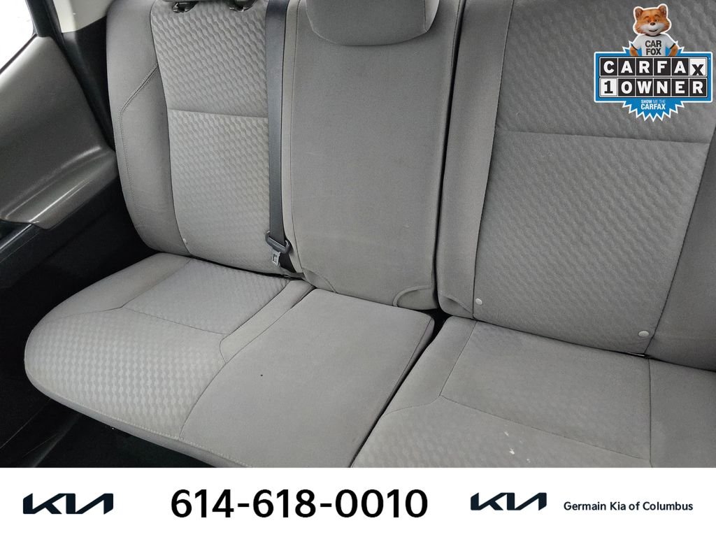 Used 2021 White Toyota SR image 19