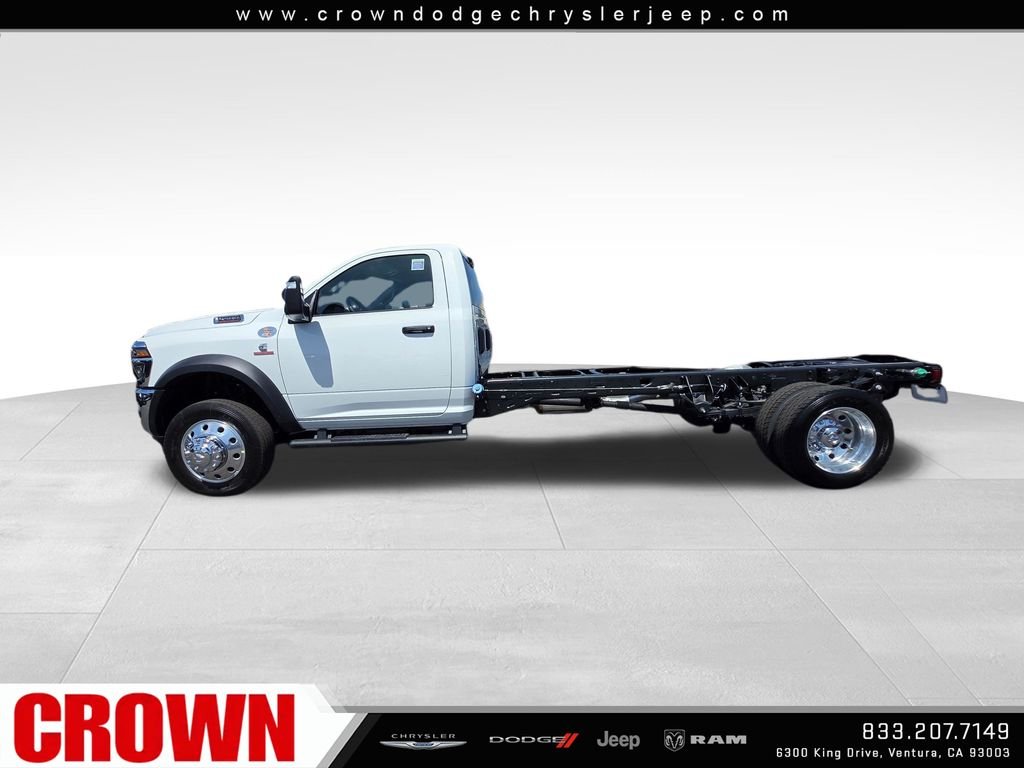 New 2026 Bright White Clear-Coat Exterior Paint RAM Tradesman image 2