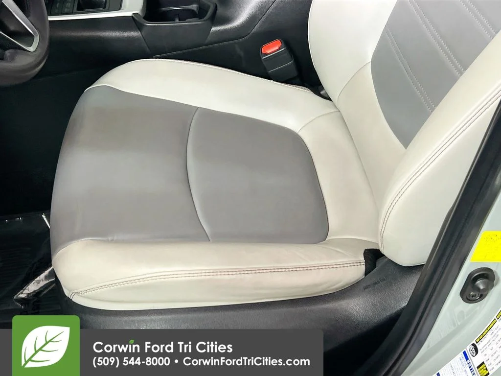 Used 2022 Gray Toyota XLE Premium image 23