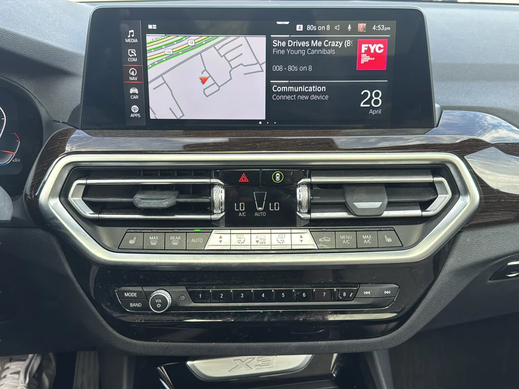 Used 2023 Gray BMW xDrive30i image 14