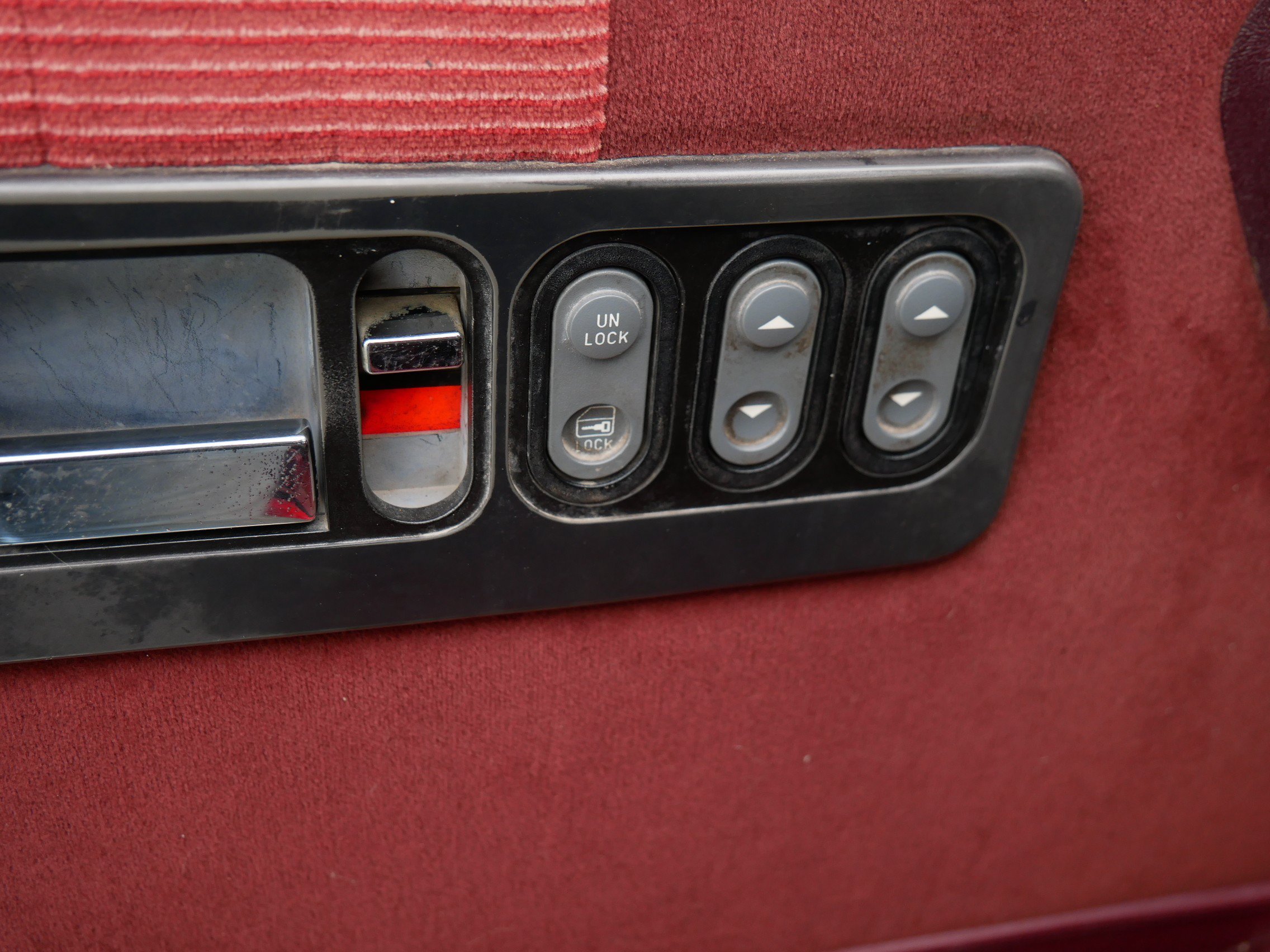 Used 1994 Red Chevrolet  image 18