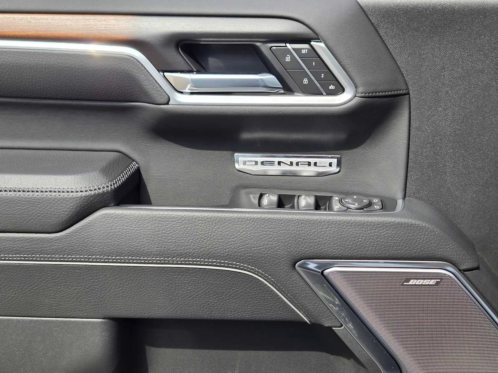 2026 GMC Sierra 1500 Denali - Photo 15