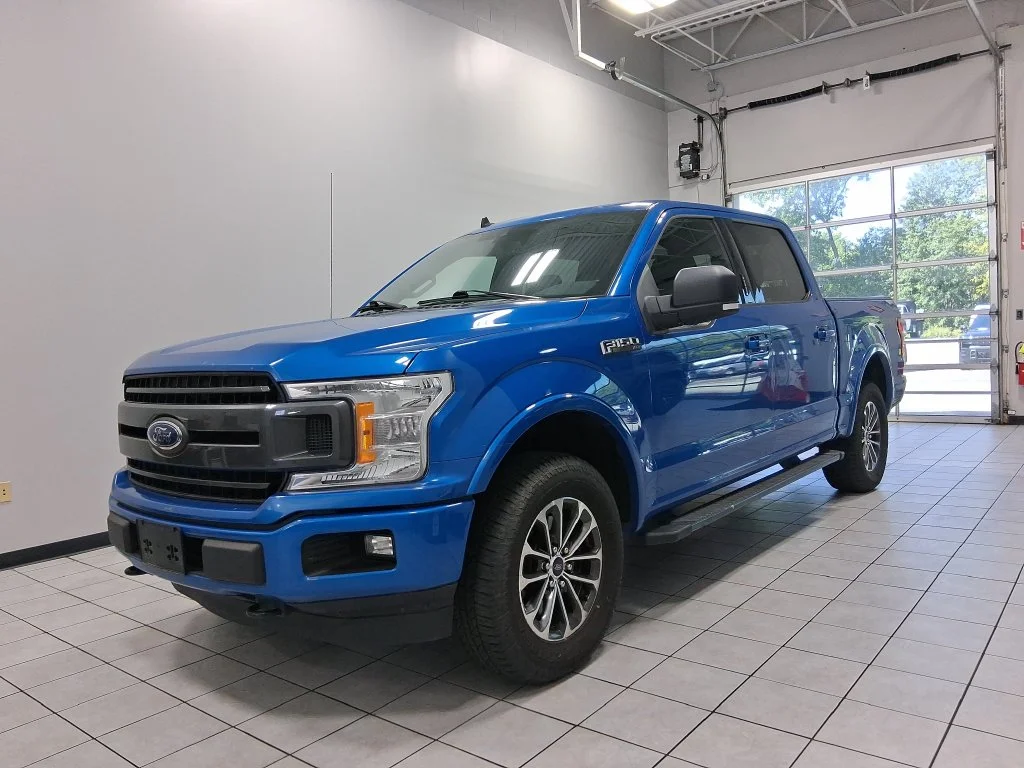 Used 2019 Blue Ford XLT image 7