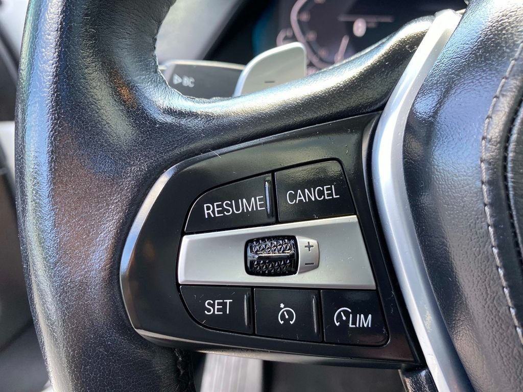 Used 2022 White BMW xDrive45e image 20
