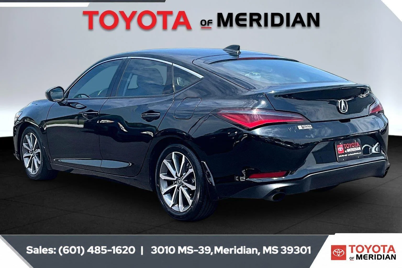 Used 2024 Majestic Black Pearl Acura Base image 2