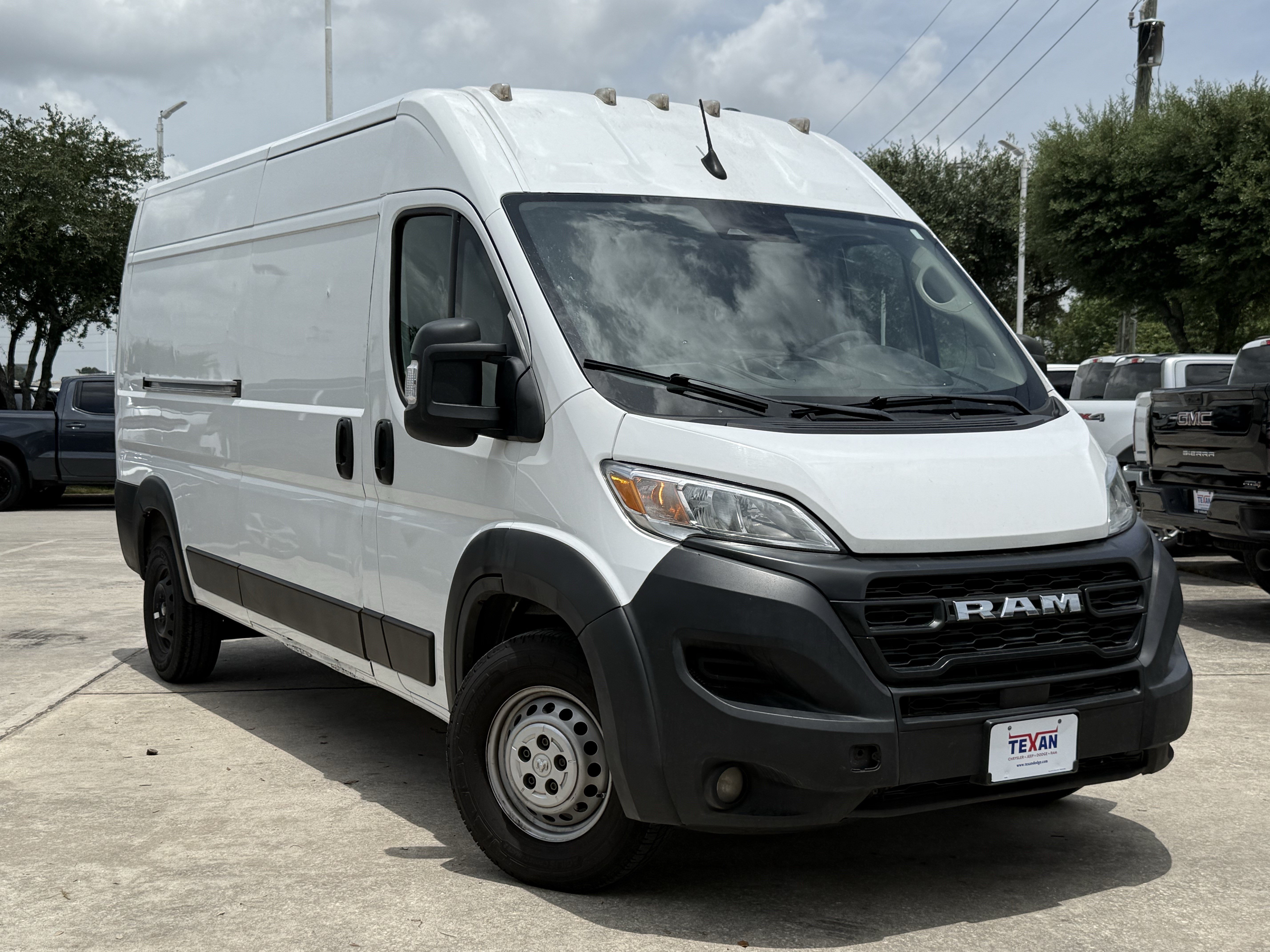 Used 2024 RAM ProMaster Cargo Van Base with VIN 3C6LRVDG4RE116305 for sale in Humble, TX