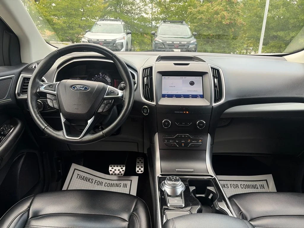Used 2020 Oxford White Ford SEL image 13