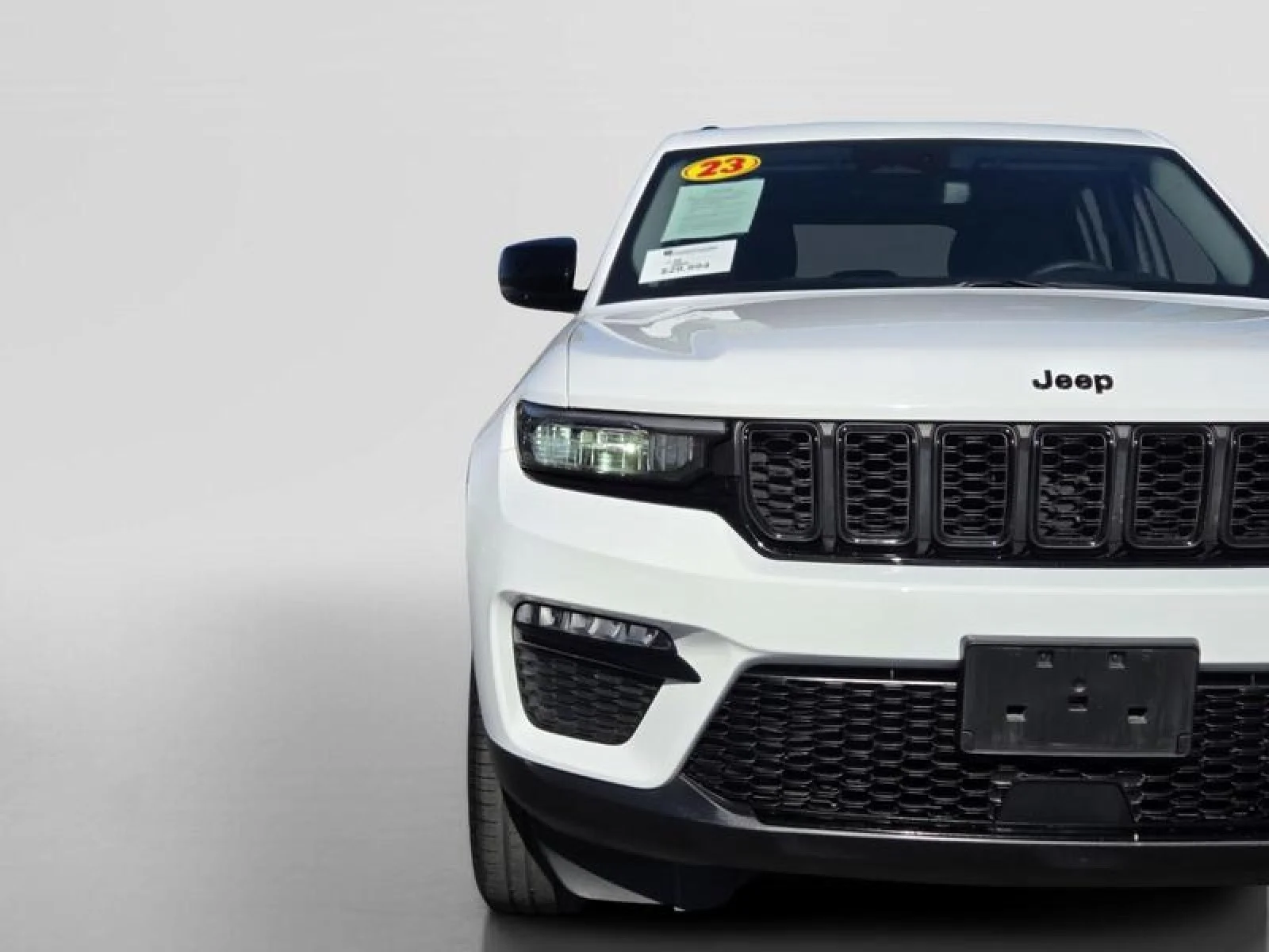 Used 2023 WHITE Jeep Limited image 10