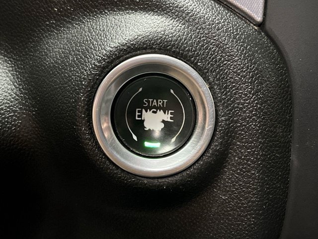 Used 2019 Onyx Black GMC SLT image 21