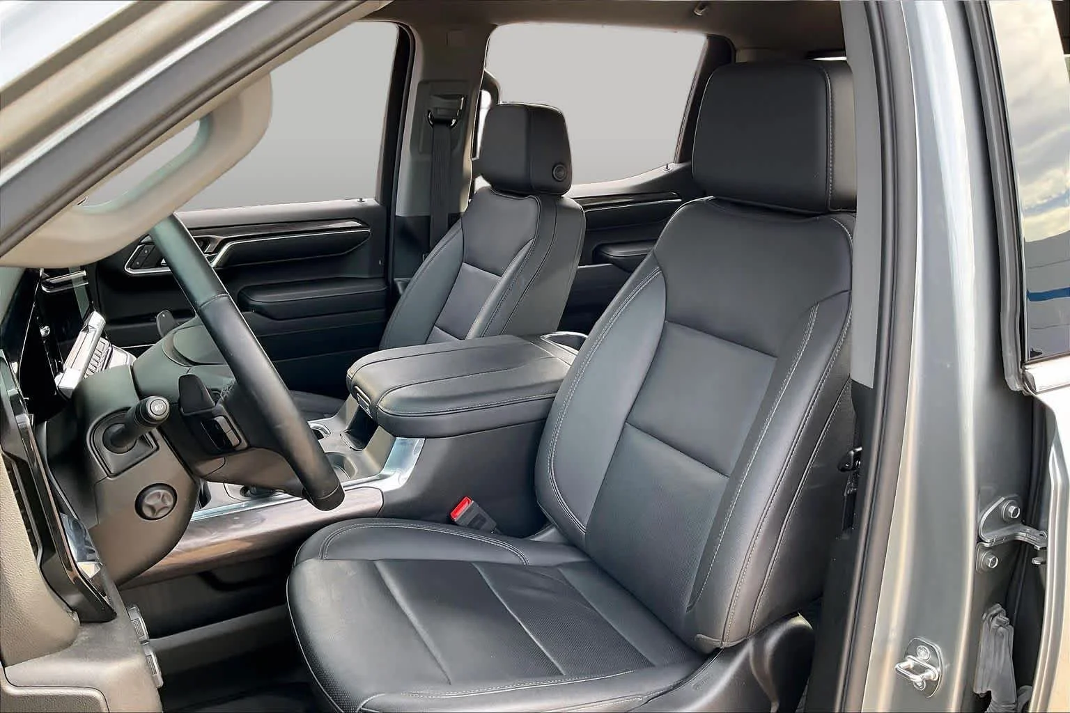 Used 2024 Sterling Gray Metallic Chevrolet LTZ image 9