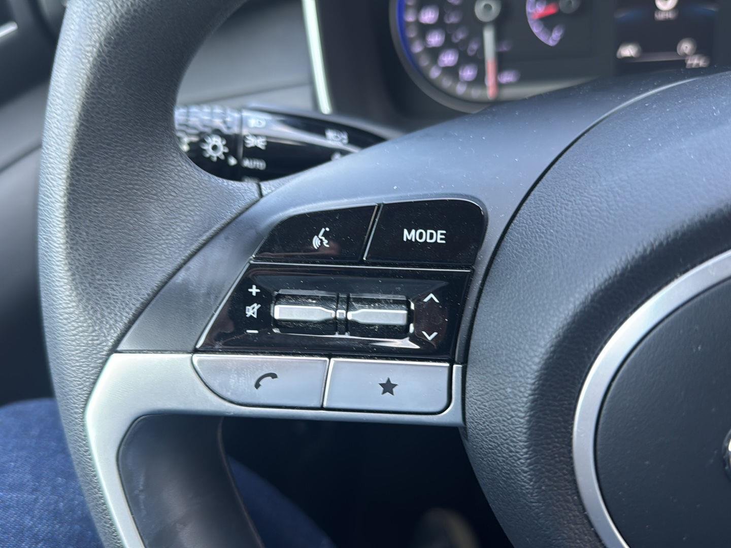Used 2024 Intense Blue Hyundai SEL image 15