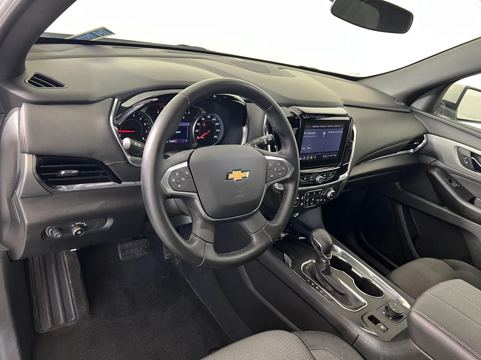 Used 2023 Summit White Chevrolet LT image 4