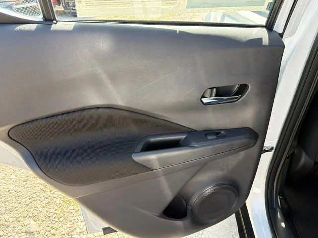 Used 2023 White Nissan SV image 12