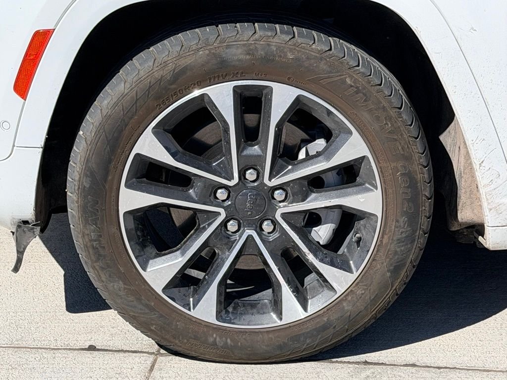 Used 2023 White Jeep Overland 4xe image 8