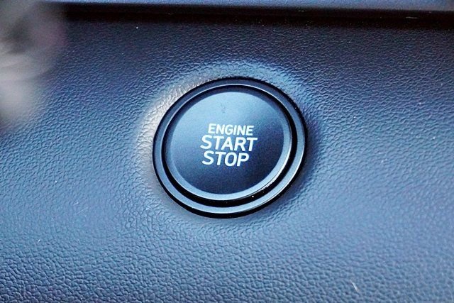 Used 2026 White Hyundai SEL Sport image 26