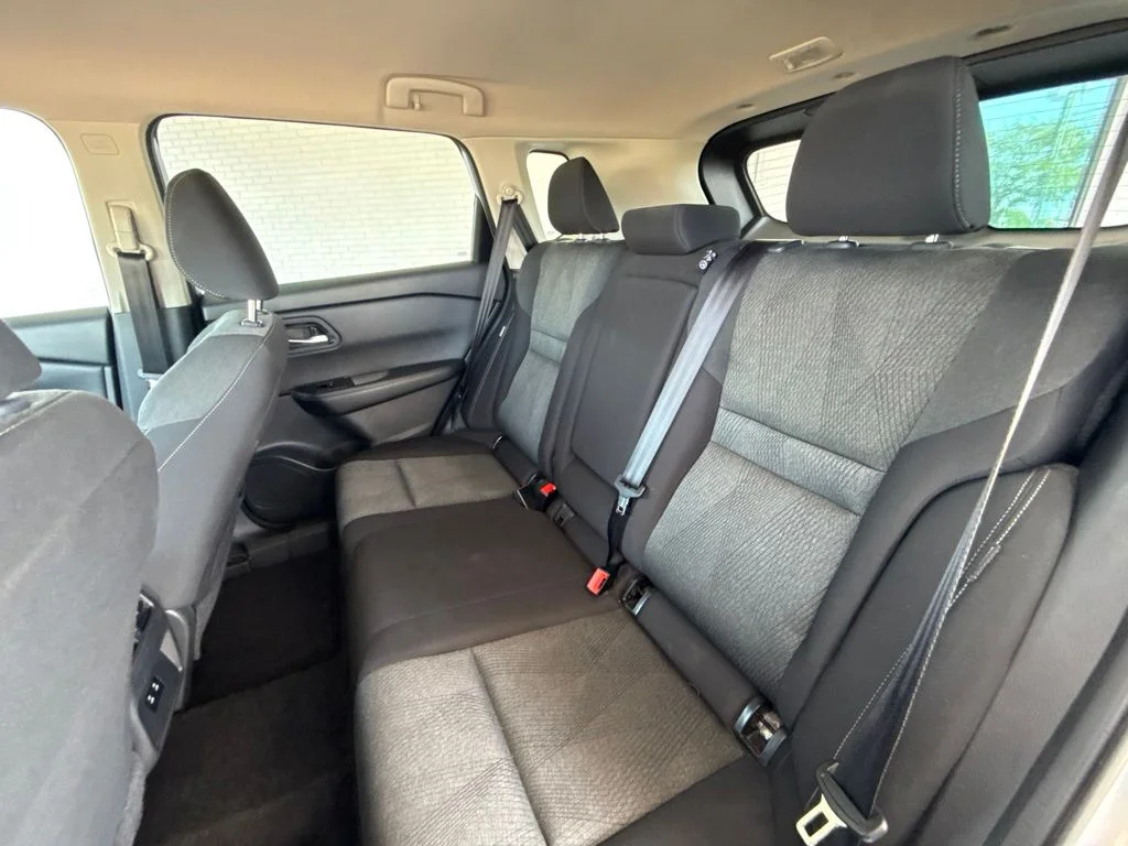 Used 2025 Silver Nissan SV image 39
