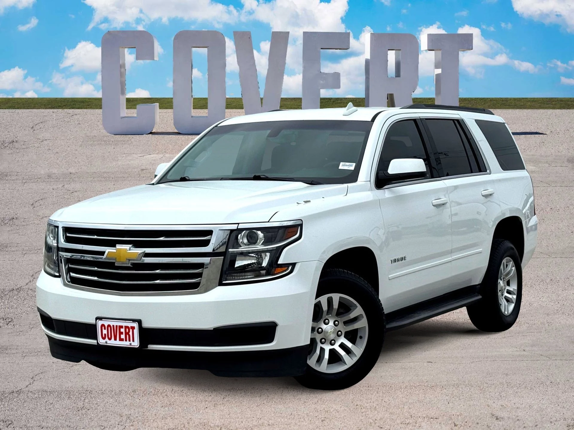 Used 2018 Summit White Chevrolet LS image 1