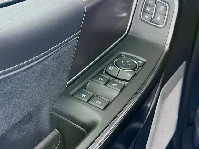 New 2026 Carbonized Gray Metallic Ford Platinum image 18